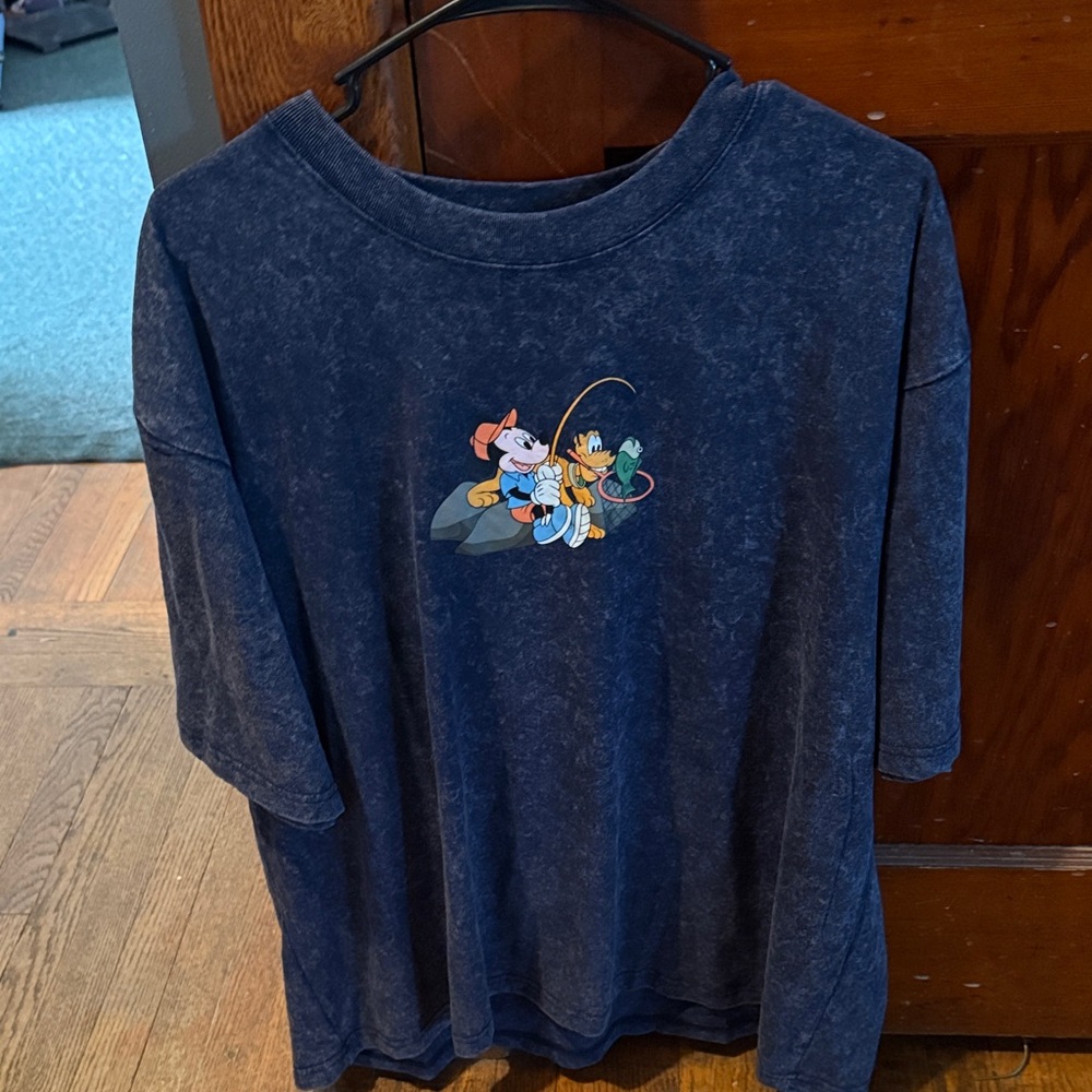 Mens Mickey Fishing T-Shirt